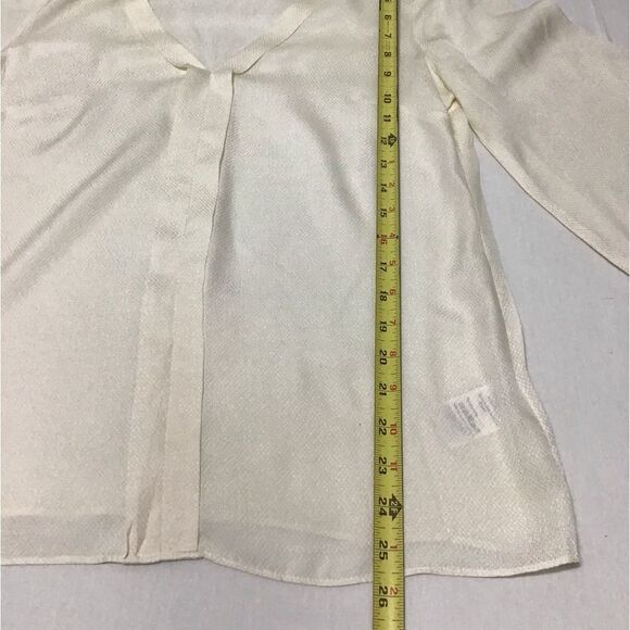 J. Crew 365 Silk Flutter Sleeve V Neck Blouse New Size XS - Picture 7 of 9